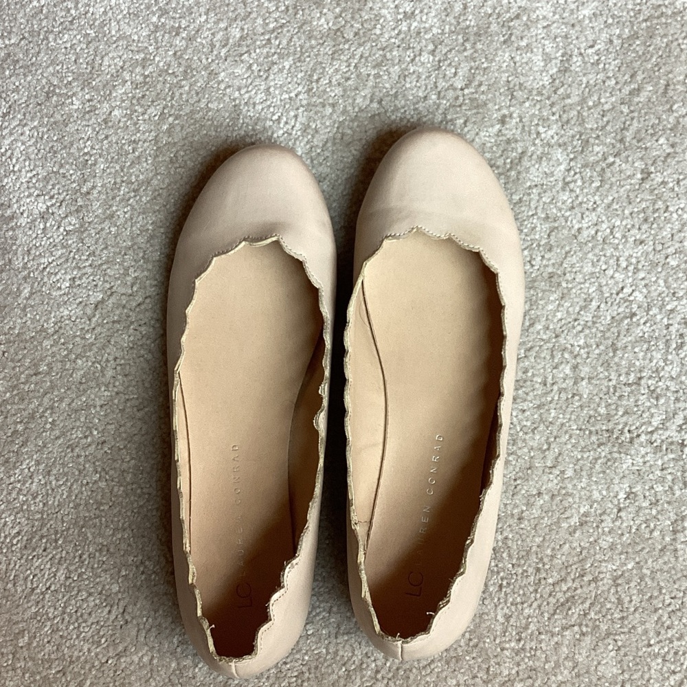 LC Lauren Conrad Cream Ballet Flats